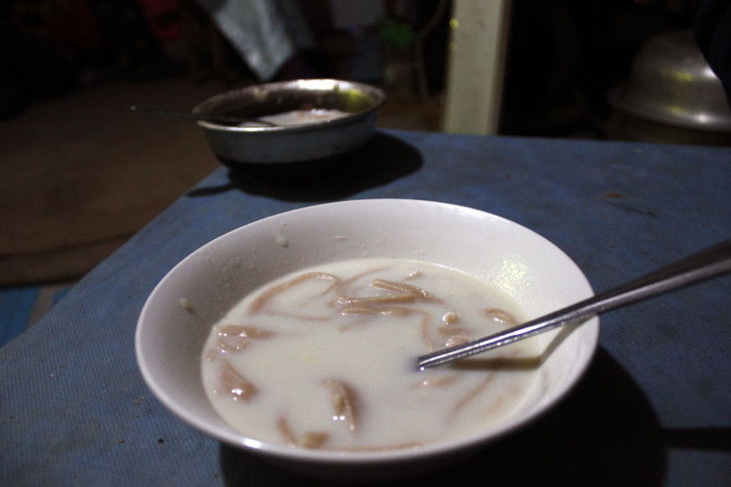 Mongolian milk soup